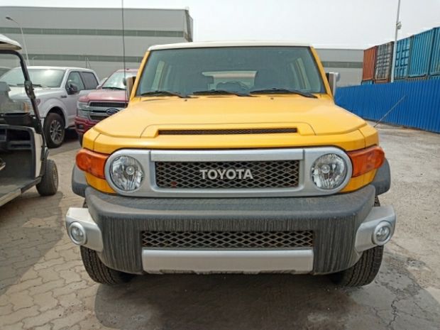 FJ酷路泽 外观图 FJ酷路泽 外观图