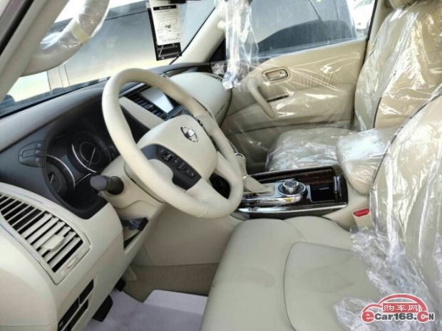 PATROL(途乐) 内饰图 PATROL(途乐) 内饰图