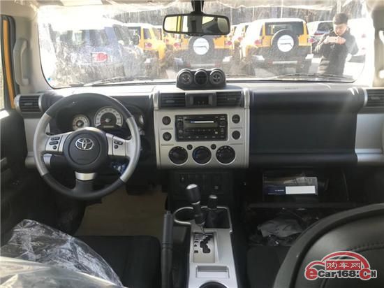 FJ酷路泽 内饰图