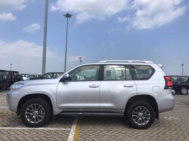 普拉多(平行进口) 内饰图