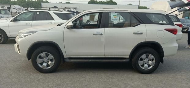 Fortuner穿越者 内饰图