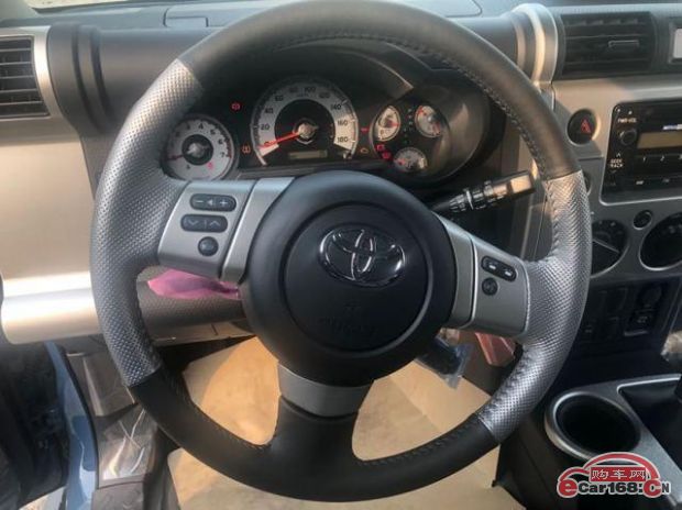 FJ酷路泽 内饰图