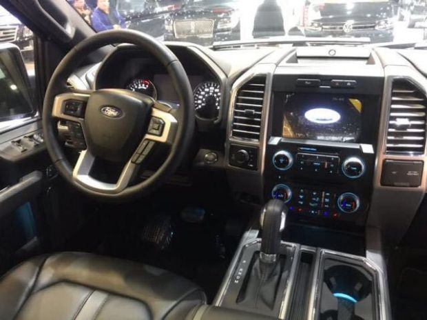 福特F-150 内饰图 福特F-150 内饰图