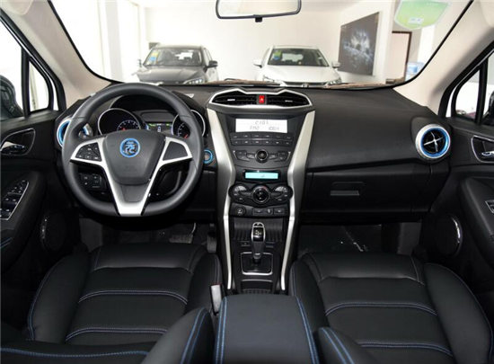 元新能源 内饰图