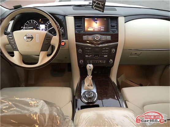 日产GT-R 内饰图