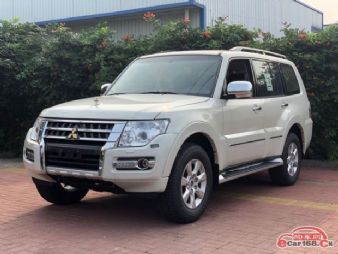 20款三菱帕杰罗V93豪迈之气让驾驭者更王者