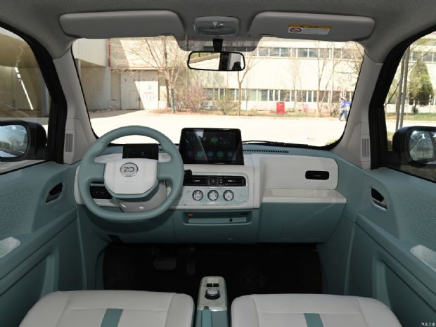 知豆电动车 知豆彩虹 2024款 中配