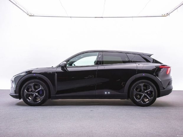 极越 极越01 2024款 Max 长续航