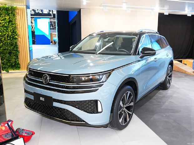 һ- Ѳ 2024 380TSI R-LineѲ