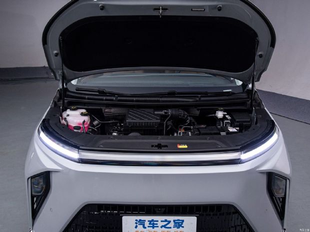 上汽大通 大家9 2024款 超混 长续航森林版 七座