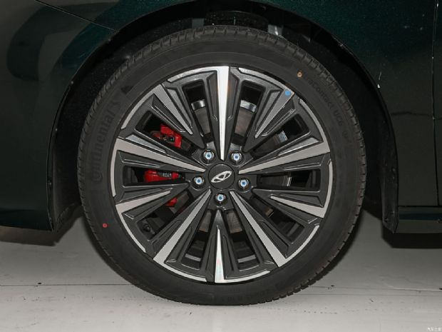 奇瑞汽车 艾瑞泽8 2024款 2.0T 御+