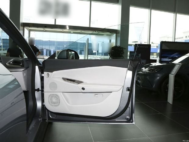 北汽新能源 极狐 阿尔法S5 2024款 708MAX 200kW