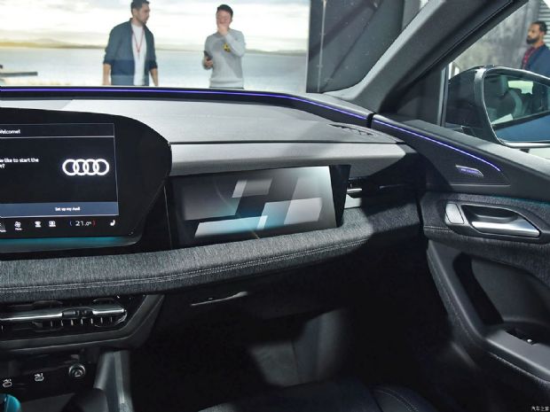 奥迪(进口) 奥迪Q6 e-tron(海外) 2024款 基本型