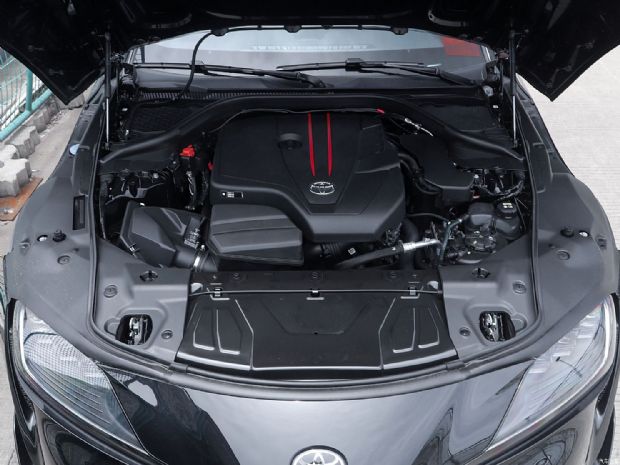 丰田(进口) SUPRA 2022款 GR SUPRA 2.0T 标准型
