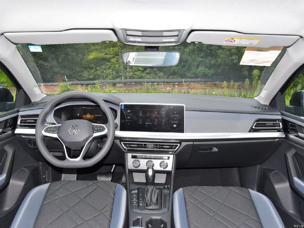 上汽大众 朗逸 2024款 1.5L 自动得逸版