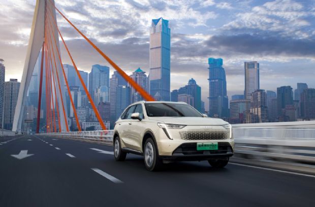 安全守护雨季出行,15万级别四驱SUV推荐哈弗枭龙MAX