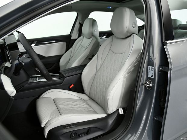 һ-  2024 380TSI DSG