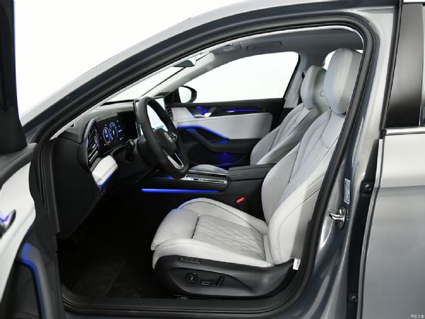 һ-  2024 380TSI DSG