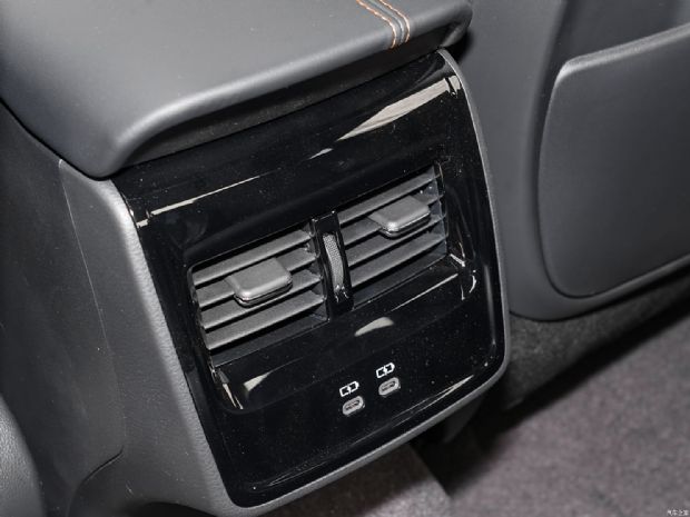 一汽丰田 亚洲龙 2024款 双擎 2.0L Limited旗舰版