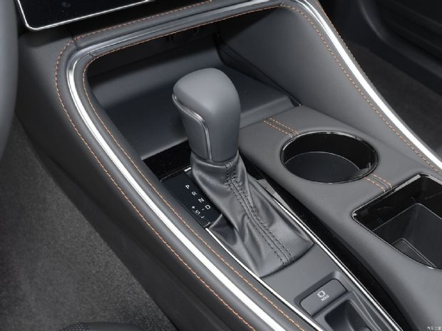 一汽丰田 亚洲龙 2024款 双擎 2.0L Limited旗舰版