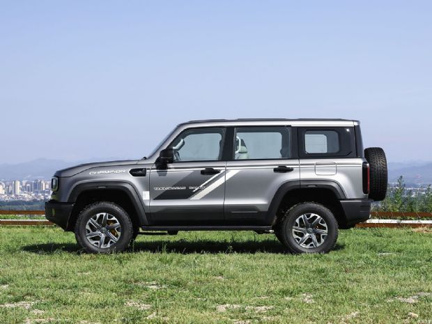 ԽҰ BJ40 2024 2.0T ھ