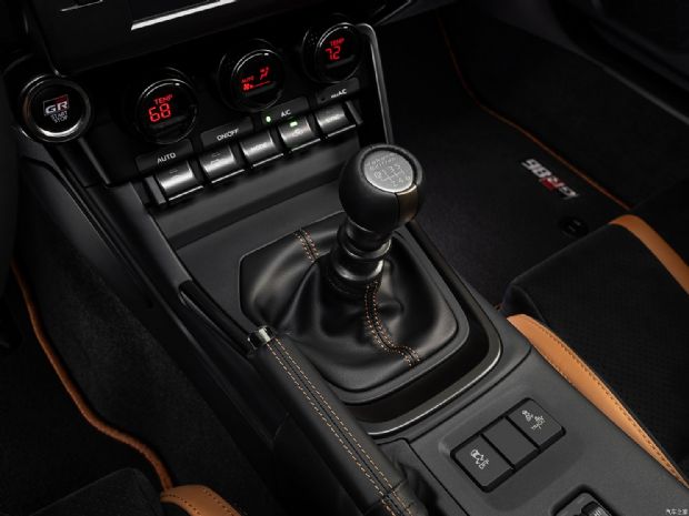 丰田(进口) 丰田86 2024款 GR 86 Hakone Edition