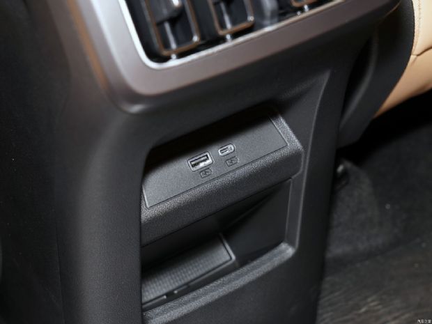 比亚迪 宋L 2024款 DM-i 160km 超越型