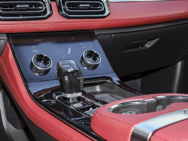  ;X70 PLUS 2025 1.5TGDI Ȱ 5