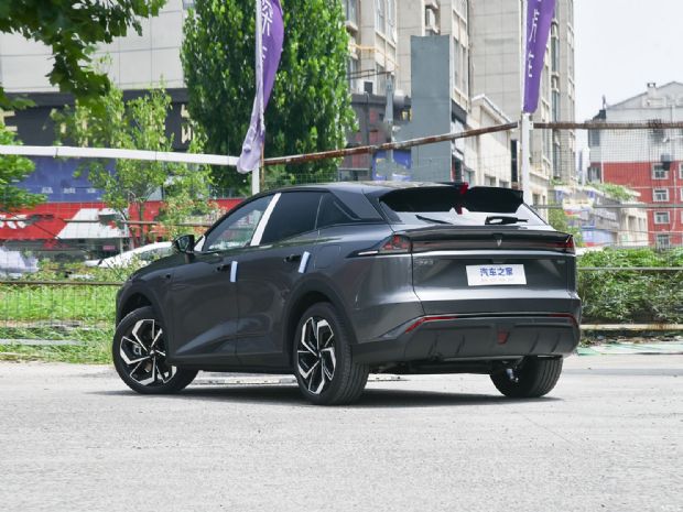 深蓝汽车 深蓝S07 2024款 215Max 增程版