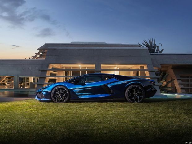 兰博基尼 Revuelto 2024款 Opera Unica