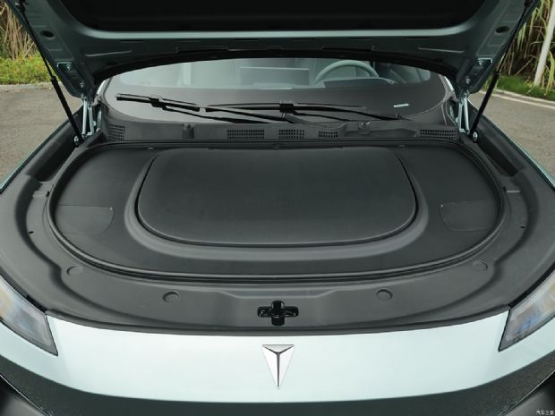 深蓝汽车 深蓝S07 2024款 S07 215Max 乾崑智驾ADS SE增程版