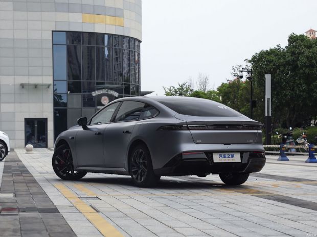 东风乘用车 eπ007 2024款 200Pro增程版