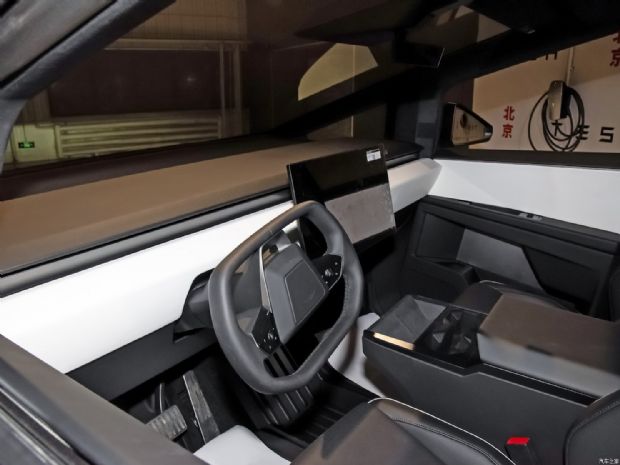 特斯拉(进口) 赛博越野旅行车 2024款 Cyberbeast 野兽版