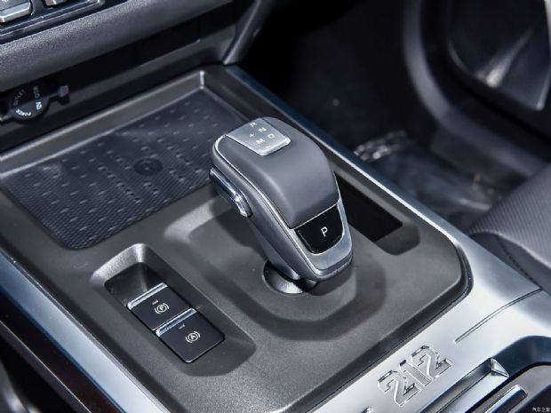 һԽҰ 212 2024 2.0T 