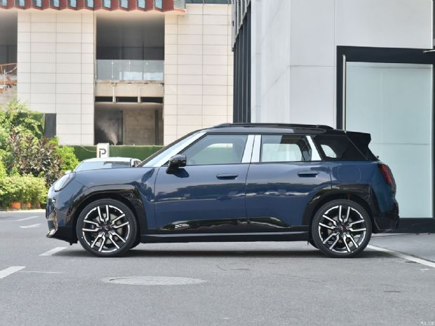 光束汽车 电动MINI ACEMAN 2024款 SE 赛车手