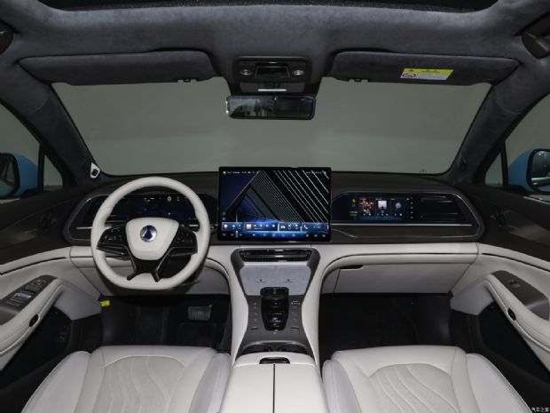 腾势汽车 腾势N7 2024款 630 四驱智驾Ultra版