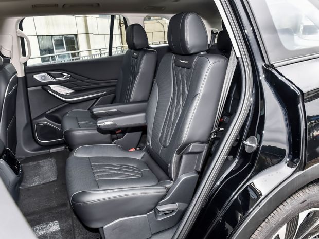 一汽红旗 红旗HS7 PHEV 2024款 基本型 6座