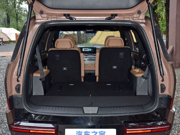 北京现代 胜达 2024款 2.0T 鉴赏家Ultra