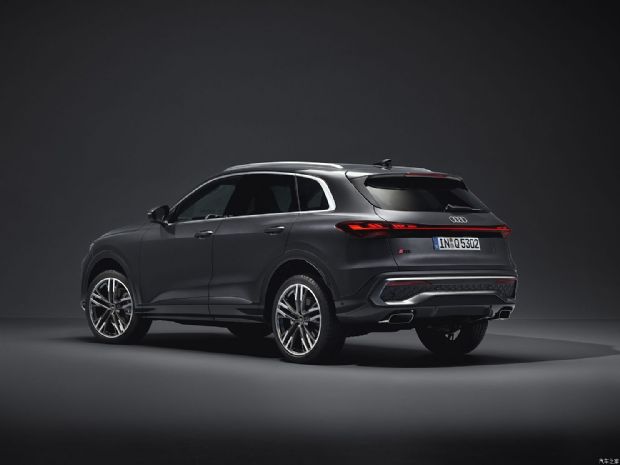 奥迪(进口) 奥迪Q5(进口) 2025款 2.0 TFSI quattro S line