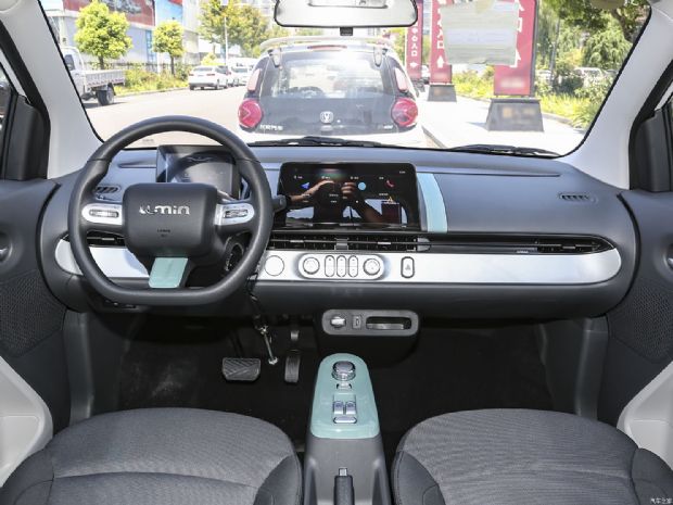 长安汽车 长安Lumin 2024款 130km