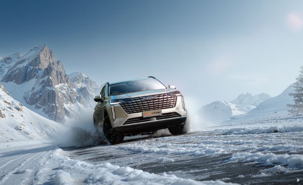 在这个春节的小尾巴,带上家人和新一代哈弗H6一起向幸福出发!