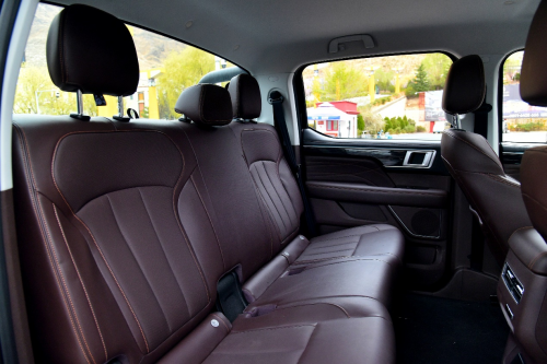 商乘两用≠将就 全尺寸火星7启航版9.98万起实力碾压中型皮卡第4张