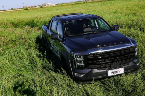 商乘两用≠将就 全尺寸火星7启航版9.98万起实力碾压中型皮卡第1张