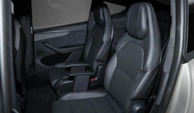 特斯拉Model Y L上市,售价33.9万元!只比“Y”四驱版贵2.55万?