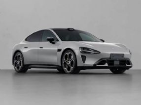 ȫϵ���伤���״��һ��С��SU7�걨�ع�