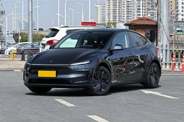 1-3������������һ����SUV������������