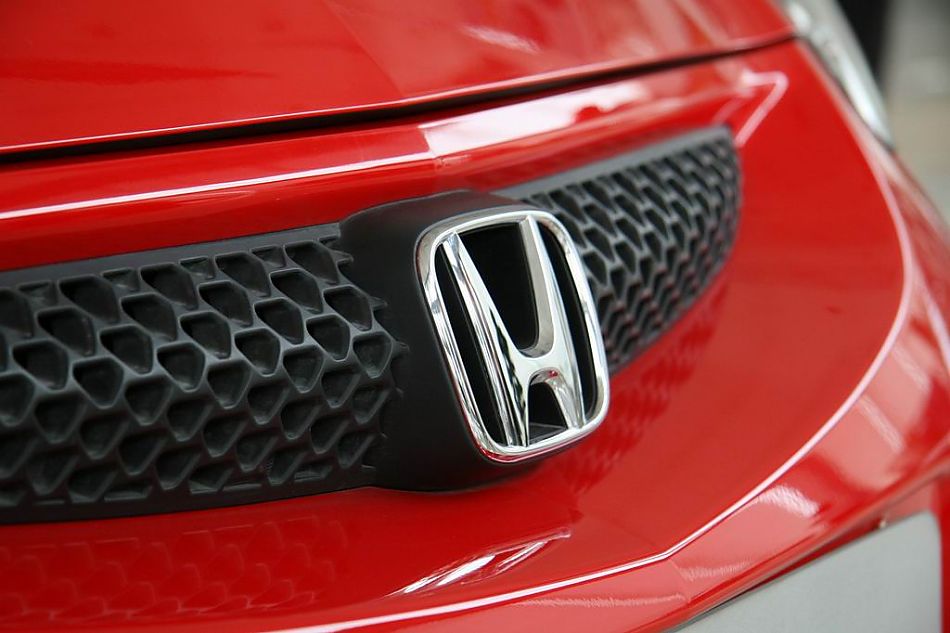 广州本田两厢飞度进气格栅