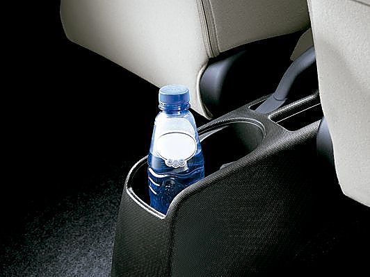 图为新飞度内饰及细节