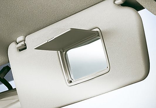 图为新飞度内饰及细节