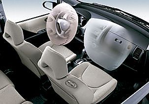 图为新飞度内饰及细节